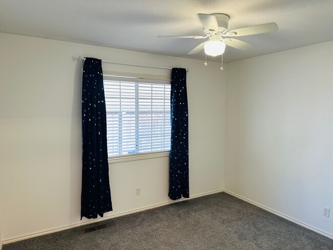 Building Photo - Charming Cascade Park One Level Home