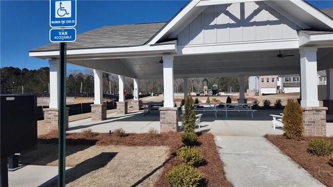 Building Photo - 549 Tuskegee St