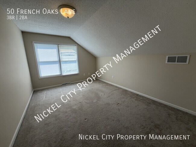 Building Photo - 50 French Oaks Ln