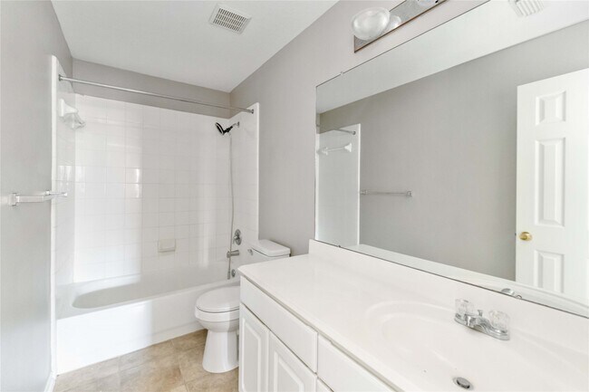 Building Photo - 12106 Landsdown Ridge Way