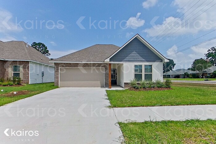 Primary Photo - 100 Teddy Ln