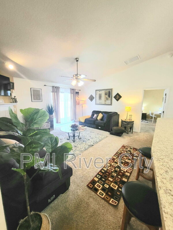 Building Photo - 2132 Sotterley Ln