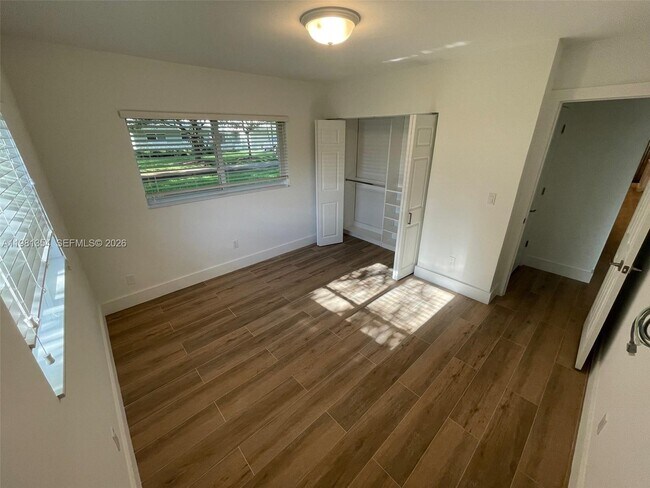 Building Photo - 10343 SW 114th St