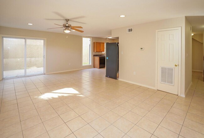Building Photo - 4807 Merwin St