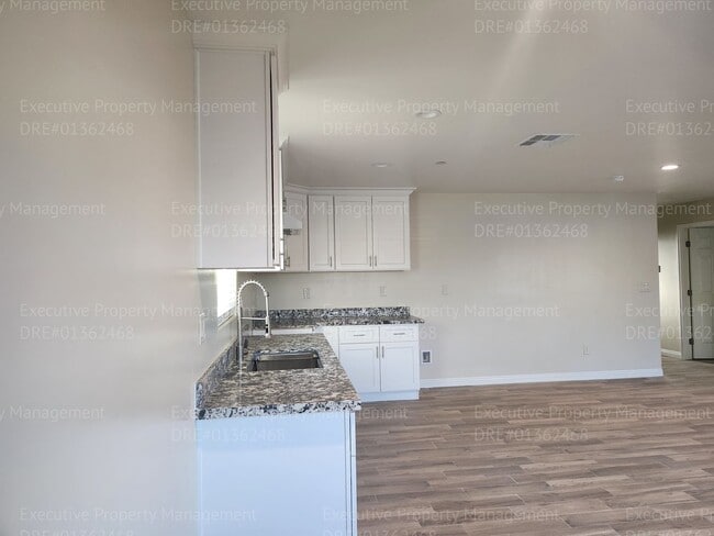 Building Photo - New constructed 3 bedroom/ 2 bathroom home