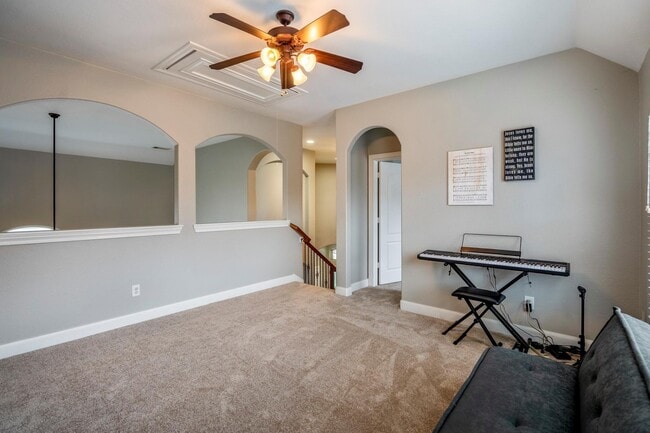 Building Photo - 63 Panterra Way