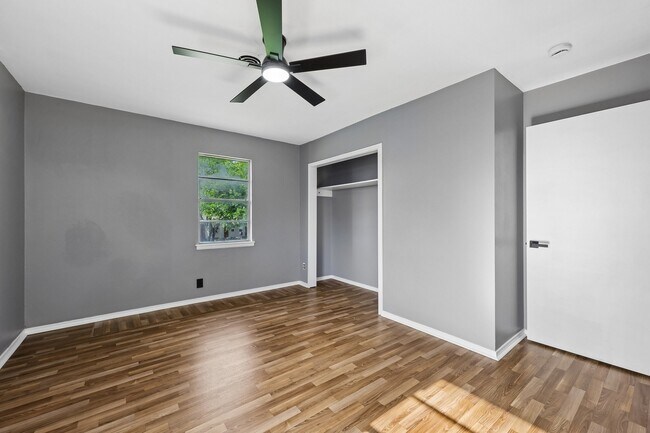 Building Photo - 7940 Chaparral Dr