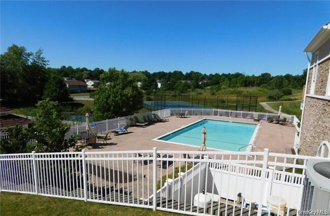 Building Photo - 937 Tower Ridge Cir