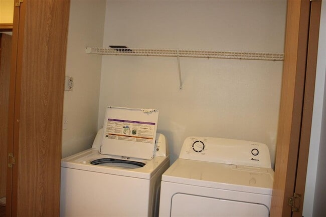 Building Photo - CM#2