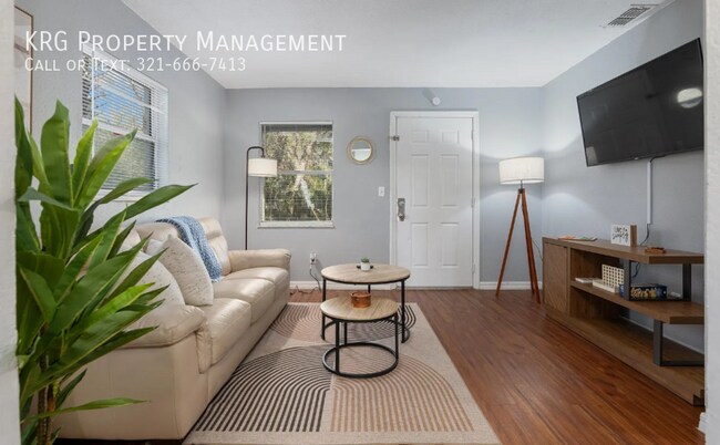 Building Photo - 5600 NE 32nd St