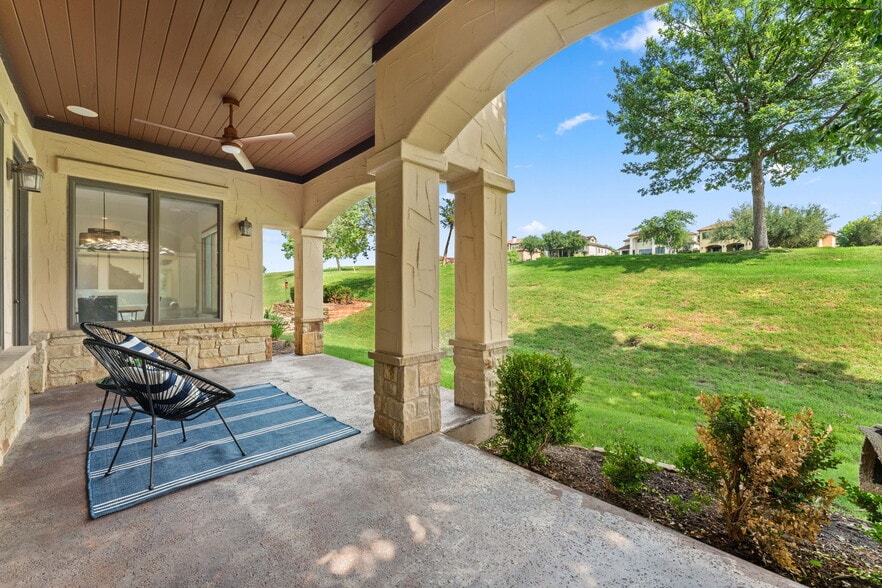 Building Photo - 15 Borello Dr