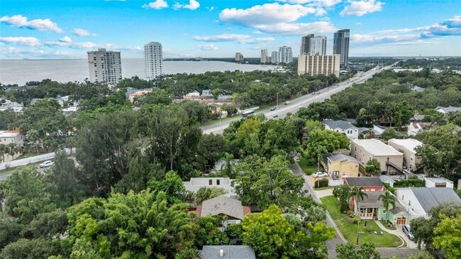 Building Photo - 2002 S Habana Ave