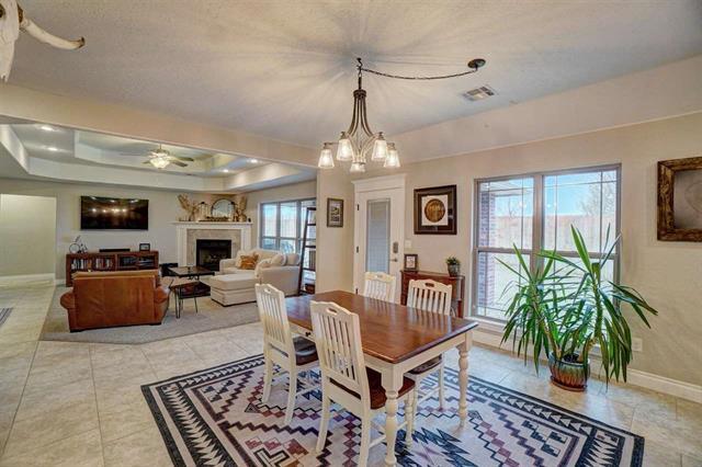Building Photo - 1301 Saddle Rock Drive