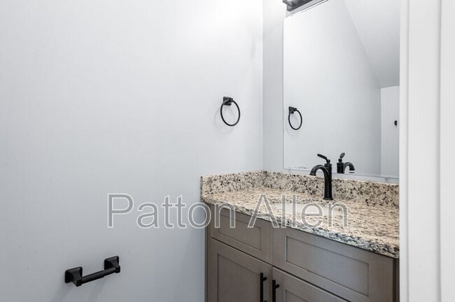 Building Photo - 21 Catawba Valley Ct