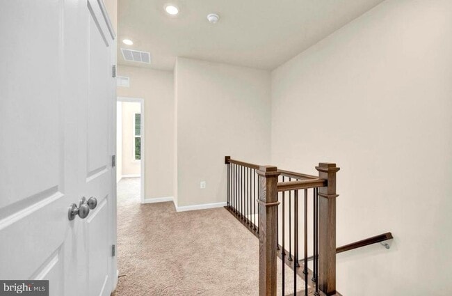 Building Photo - 1627 Field Sparrow Ter NE