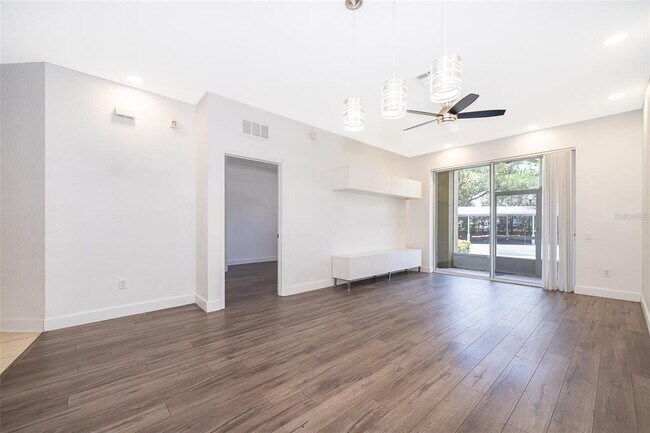 Building Photo - 3344 Robert Trent Jones Dr