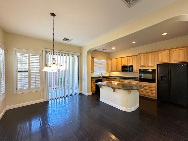 Building Photo - MADISON PLACE AT SUMMERLIN