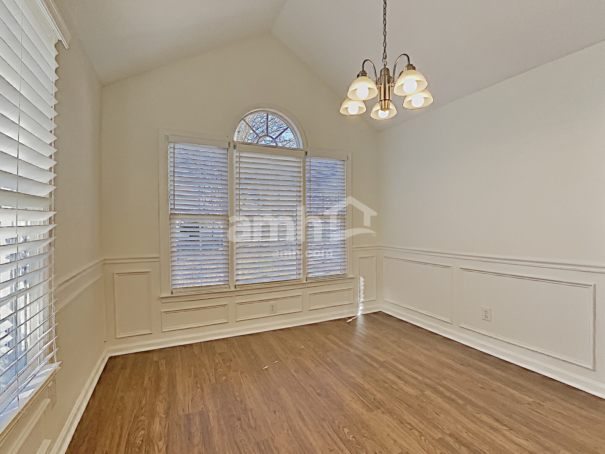 Building Photo - 4125 Medford Dr NW