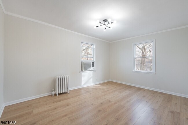 Building Photo - 71 Broad St