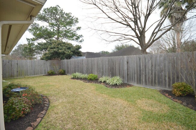 Building Photo - 2627 Spring Dusk Ln