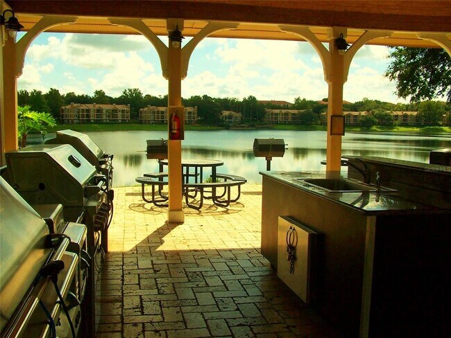 Building Photo - 1037 S Hiawassee Rd