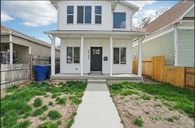 Building Photo - 2918 Pingree Ave E