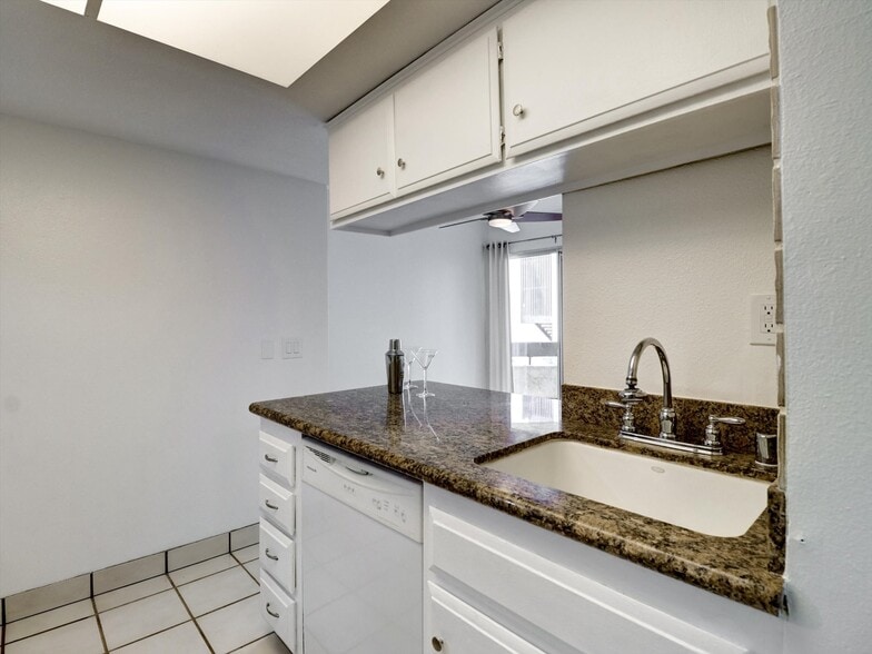 Building Photo - 1490 S Camino Real