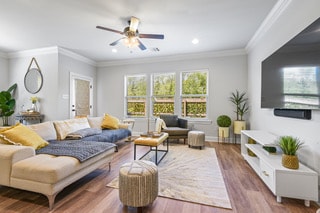 Building Photo - 7956 Pisa Dr