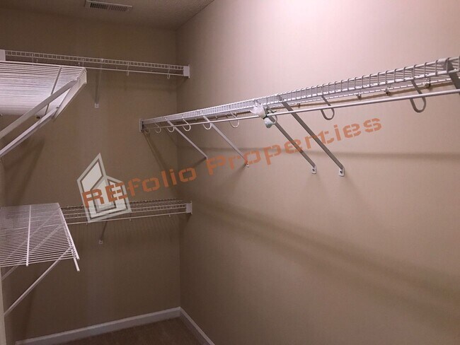 Building Photo - Fresh Paint Scheduled – City Loft by Sherw...