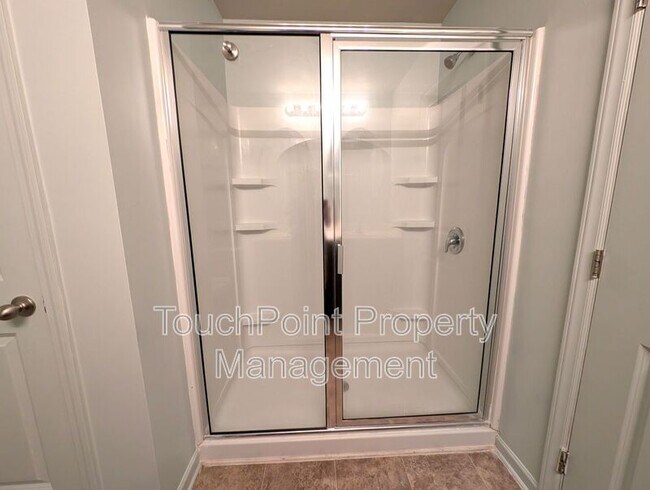 Building Photo - 2525 Mcintosh St