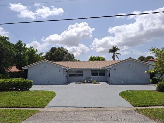 Building Photo - 3731 NW 110th Ave