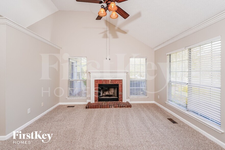 Building Photo - 6768 Crossbrook Ln