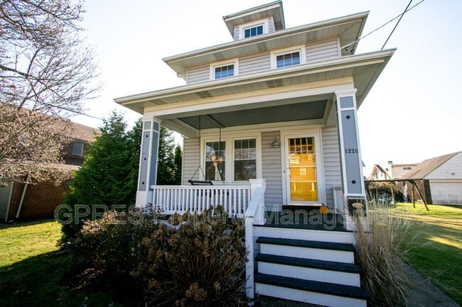 Primary Photo - House for rent Swisshelm Park