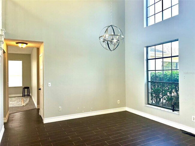 Building Photo - 409 Lytton Cir