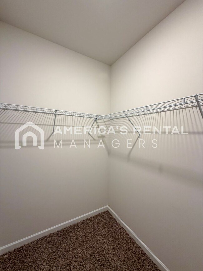 Building Photo - New Construction Home for Rent in Owens Cross Roads, AL!