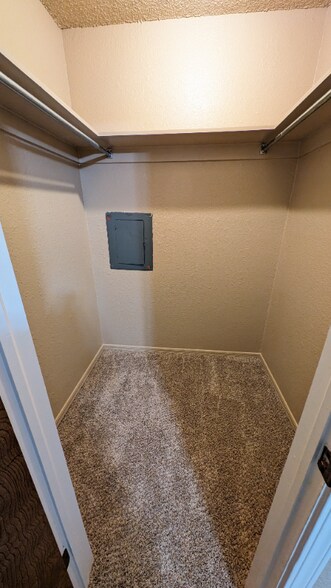 Building Photo - 7126 NW 115th St