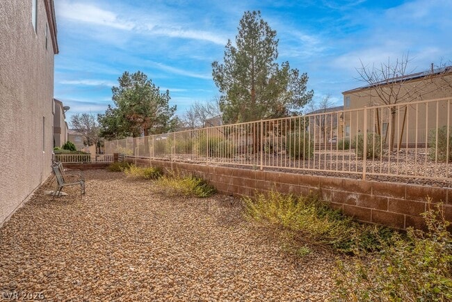 Building Photo - 9936 Elkhead Creek Way