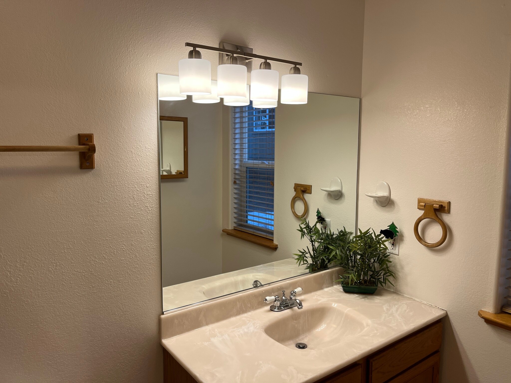 Building Photo - 12471 Northwoods Blvd.