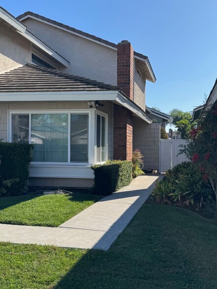 Building Photo - 50 Shearwater