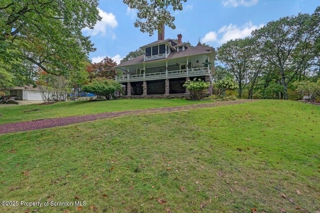 Building Photo - 3360 Forest Rd