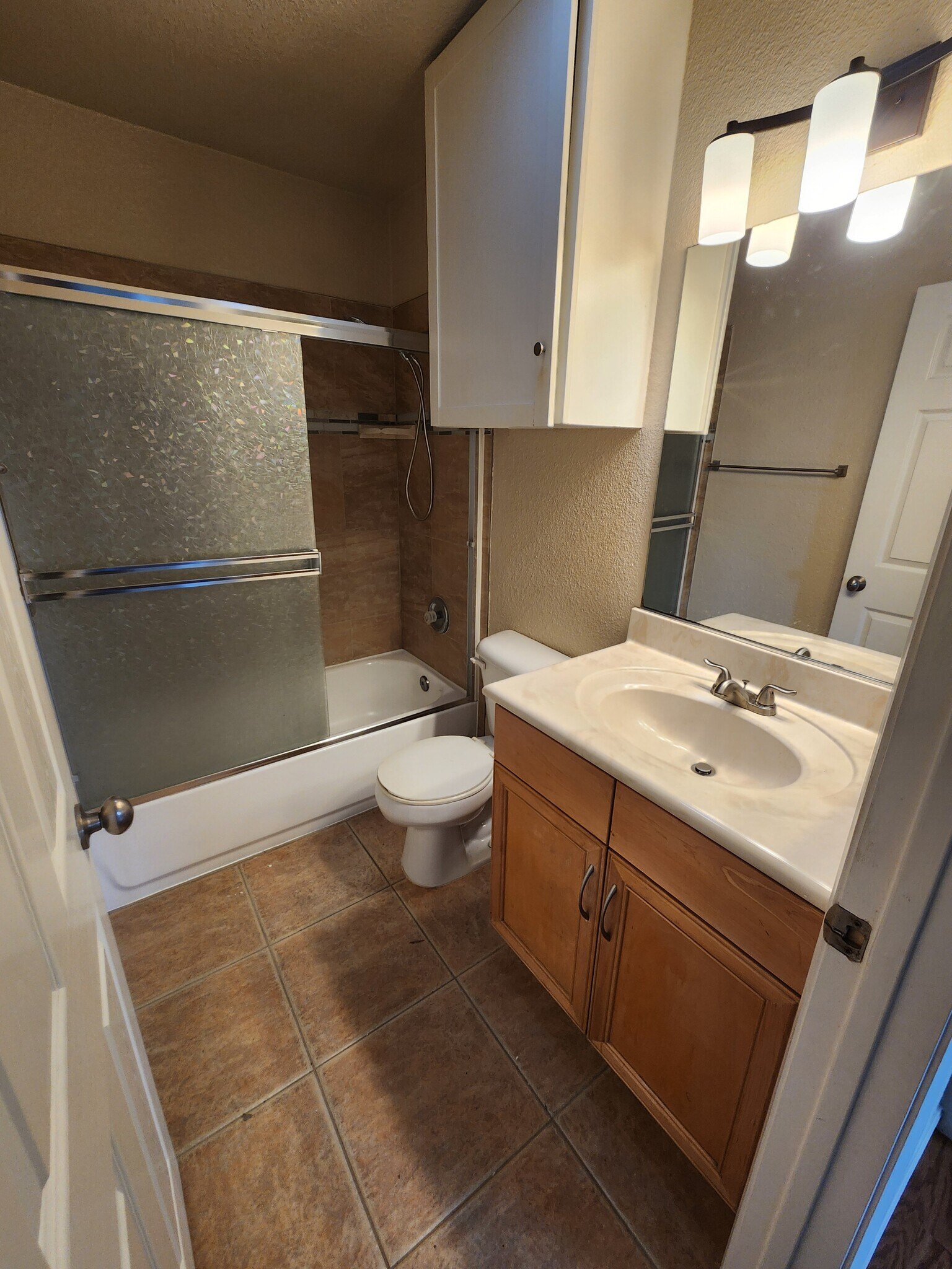 Building Photo - 311 Cottonwood Rd