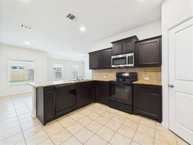 Building Photo - 9345 Herringbone Dr