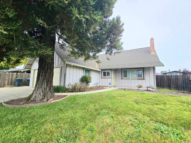 Building Photo - 505 Acapulco Ct