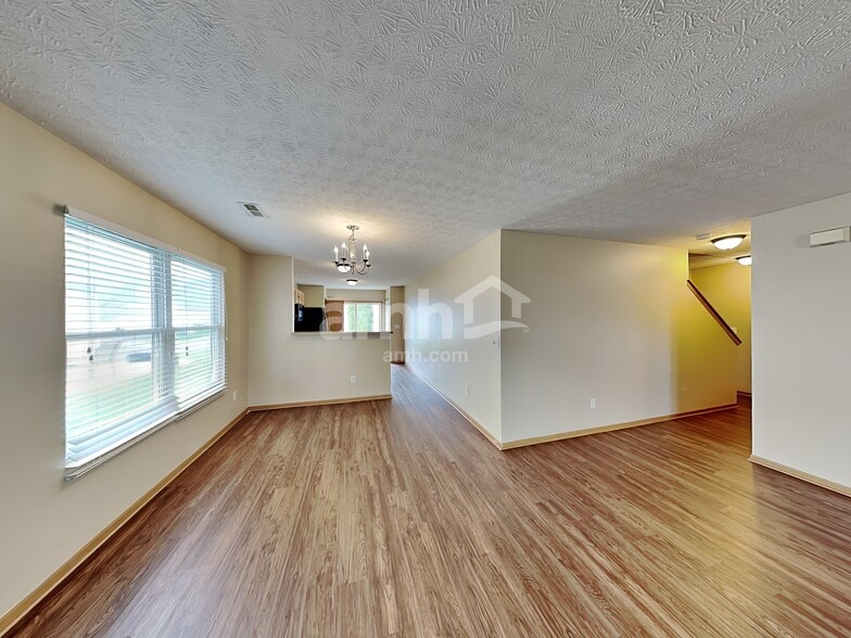 Building Photo - 6019 Haydens Crossing Blvd