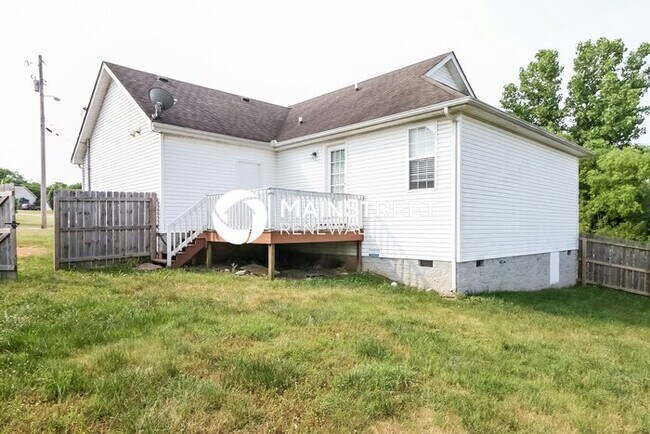 Building Photo - 3 Bedroom Pet-Friendly Home in La Vergne, TN with Main Street Renewal