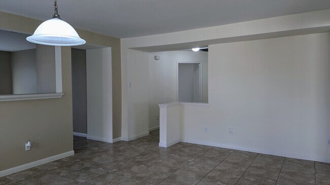 Building Photo - 16310 Cole Bridge Ln