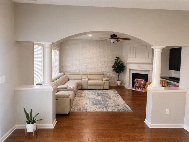 Building Photo - 3215 Warbler Way