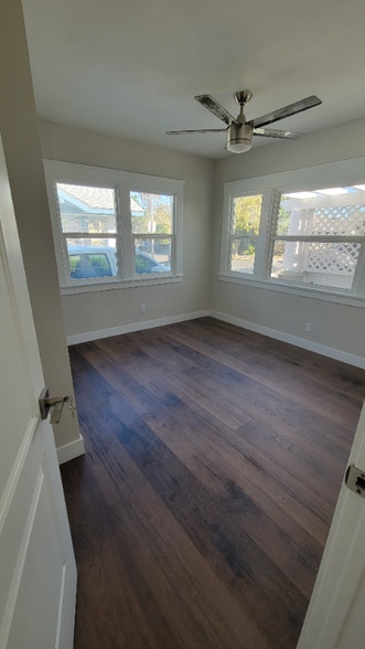 Building Photo - 509 Rose Ave