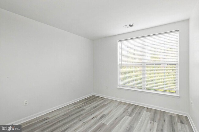 Building Photo - 1824 Cedar Cove Way