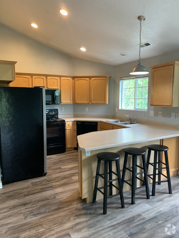 Building Photo - 1438 Brunello Dr